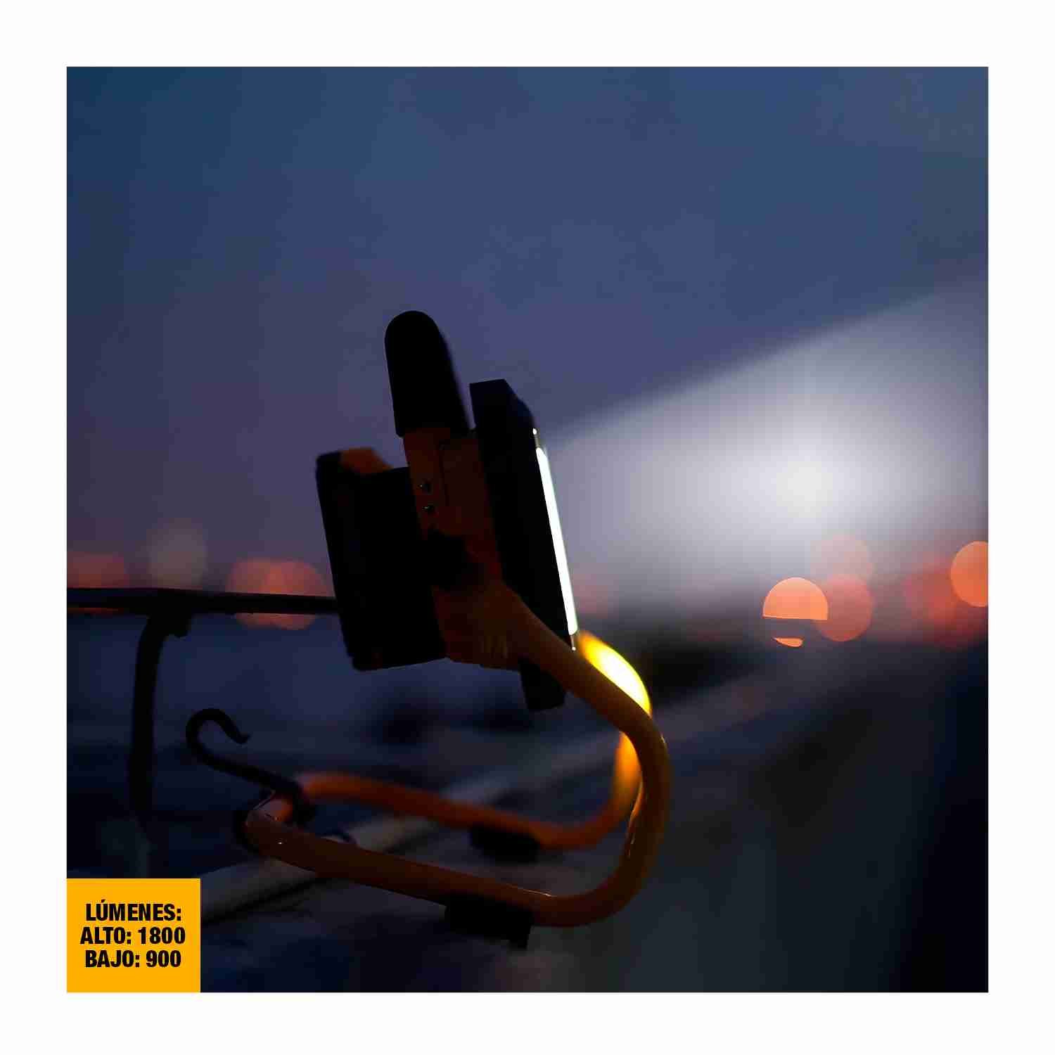 Reflector Lámpara 20 V Portátil Foco Led+ 1batería Cargador INGCO — vista 4