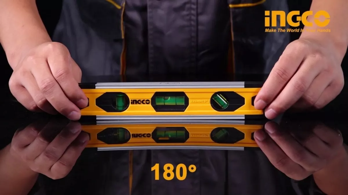 Nivel Magnético INGCO 225 mm con Regla para Albañil – vista 4